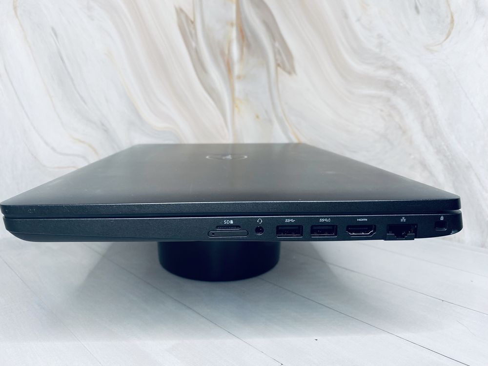 ‼️Класний стан‼️ Dell Latitude 5500 15.6’FHD iPS i7-8665U 16/256