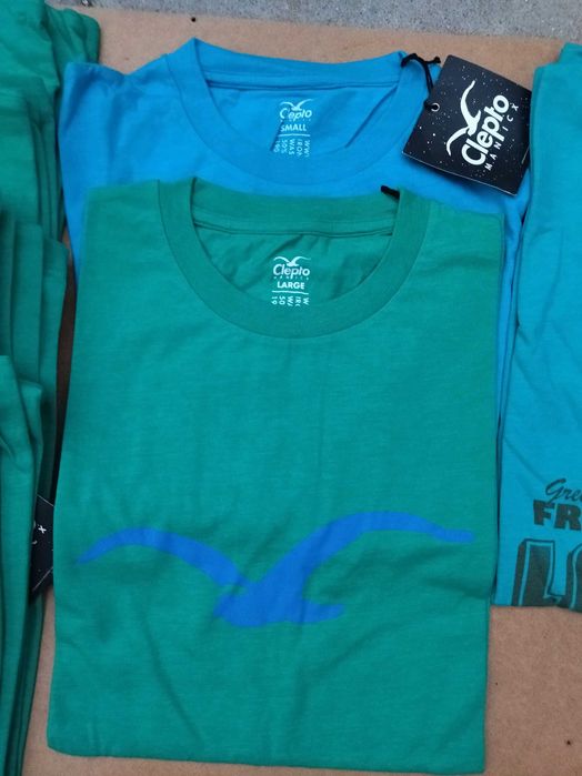 T-shirts Cleptomanicx novas de vários tamanhos (XS, S, M, L)