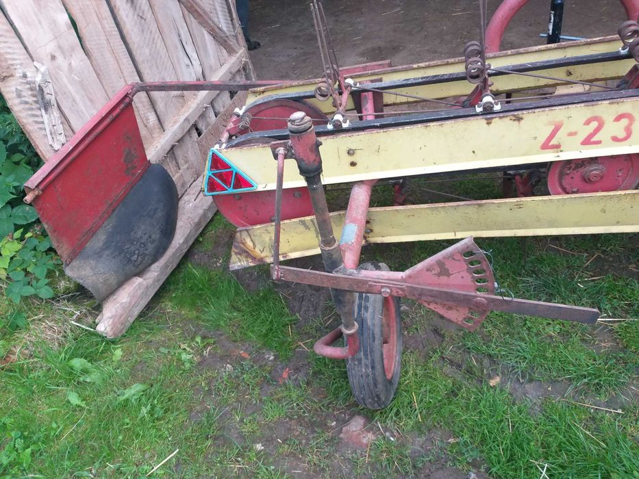 Przewracarko zrabiarka taśmowa