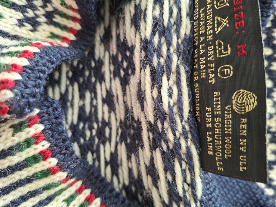 Светер Nordstrikk, оригінал, новий,  ручна робота, комфортний, теплий