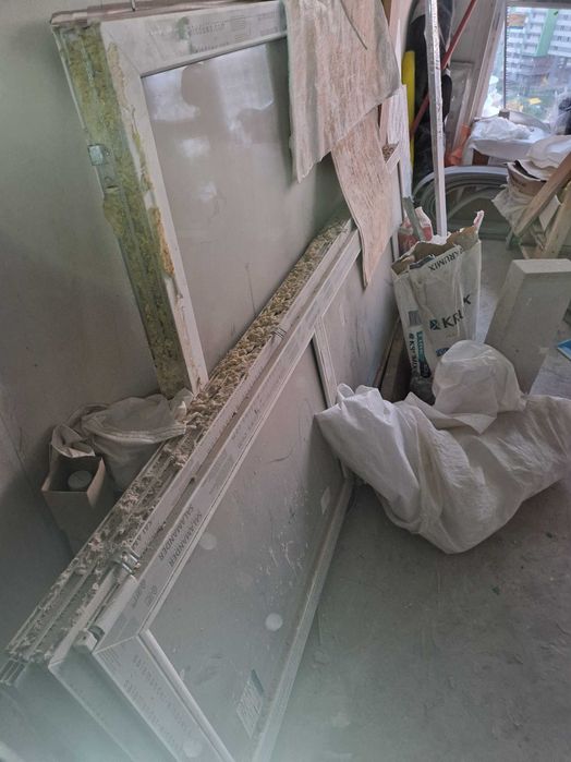 Стеклопакет  и блок  балконный