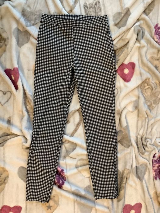 Eleganckie spodnie wąskie rurki CALZEDONIA 122/128 w kratkę