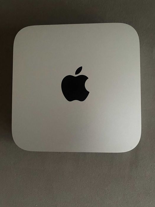 Komputer Apple Mac Mini + klawiatura Apple