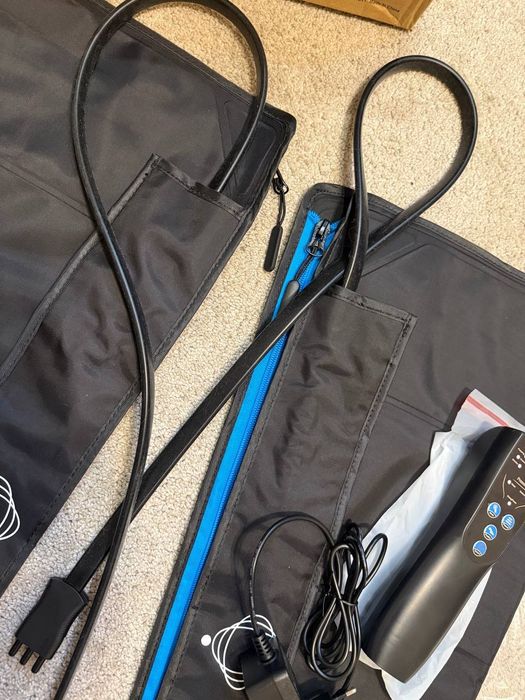 Масажер для пресотерапії і лімфодренажу ніг.