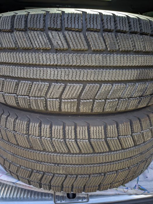Зимові дві шини 205/55/16