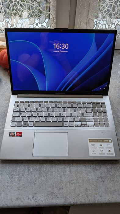 ASUS Vivobook Go 15 | Ryzen 5 | 16GB RAM | 512GB SSD | Win 11 Pro OLed