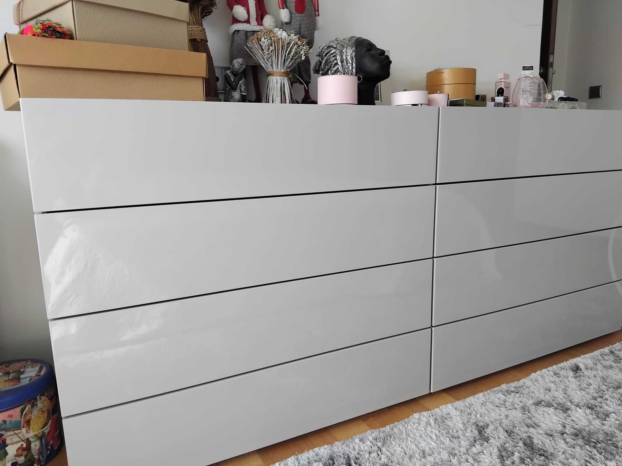 Quarto completo com colchão