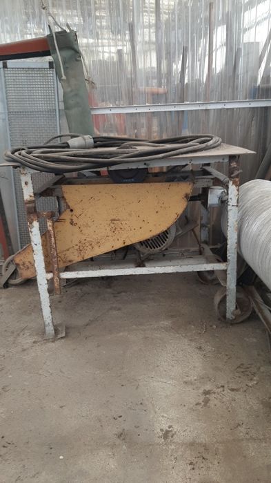 Sprzedam elektryczną  piłę stołową na prąd 3 fazowyo