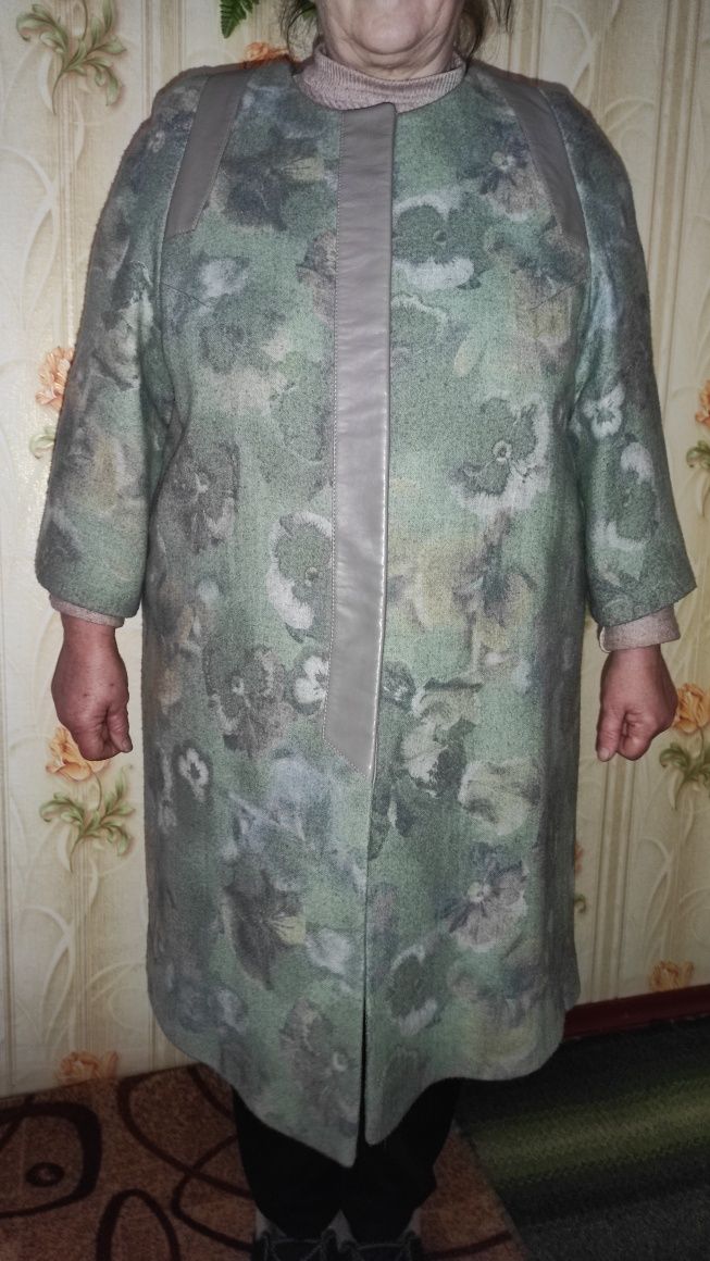 Продам Женский кардиган