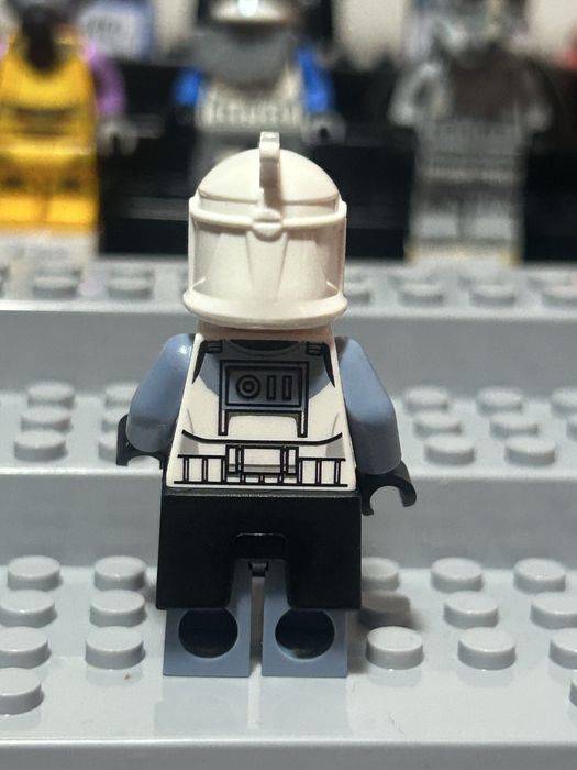 LEGO Star Wars SW0330 – Clone Commander Wolffe (Wolfpack) stan idealny