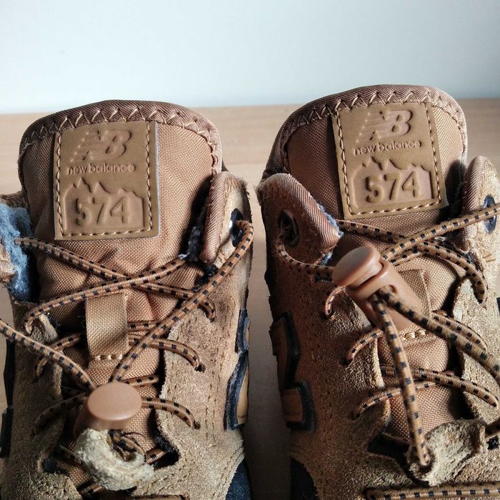 Buty dziecięce NEW BALANCE GV574HXG skóra zamsz roz.eu-32