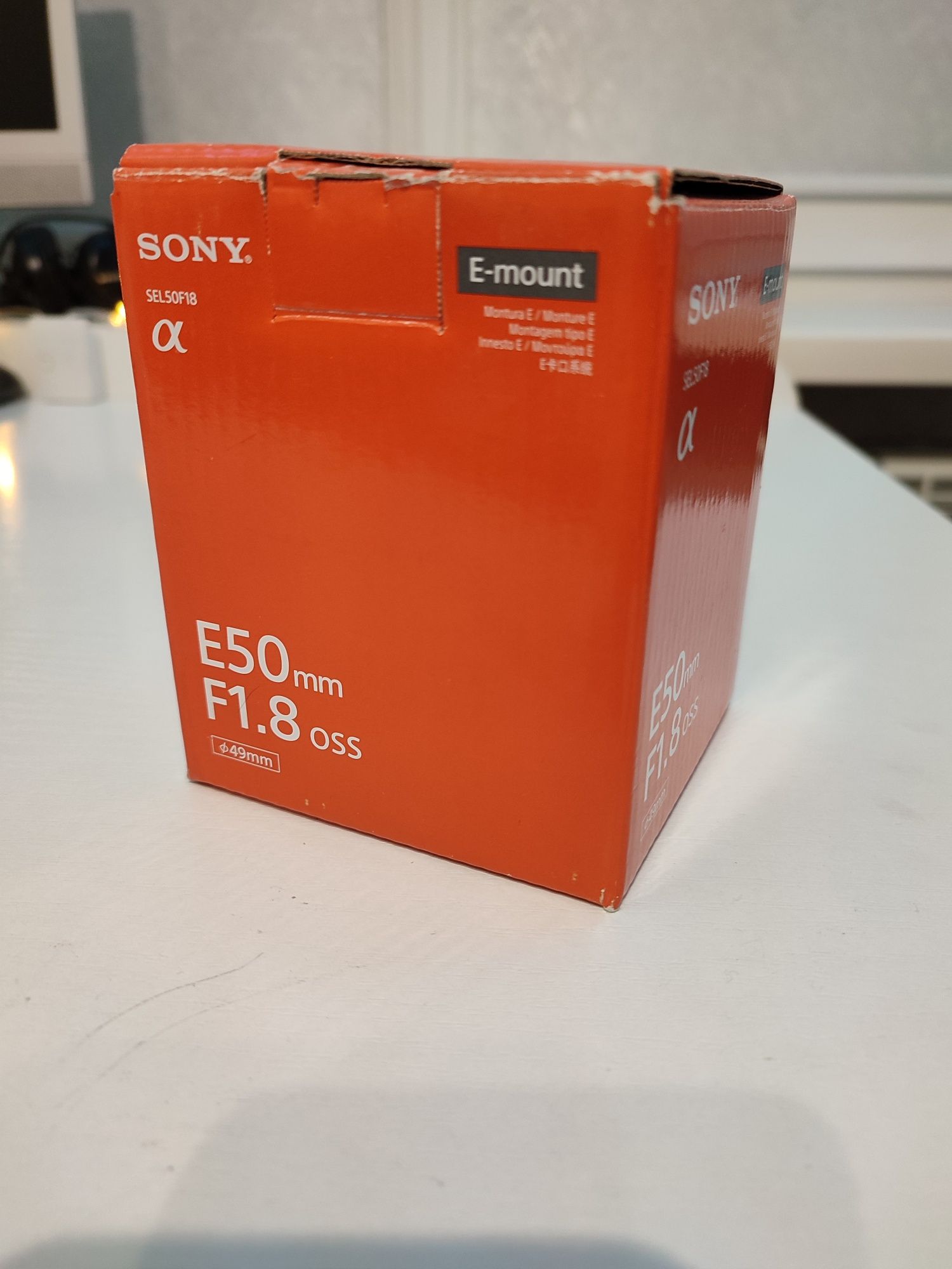 Об'єктив Sony E50 F 1.8 OSS