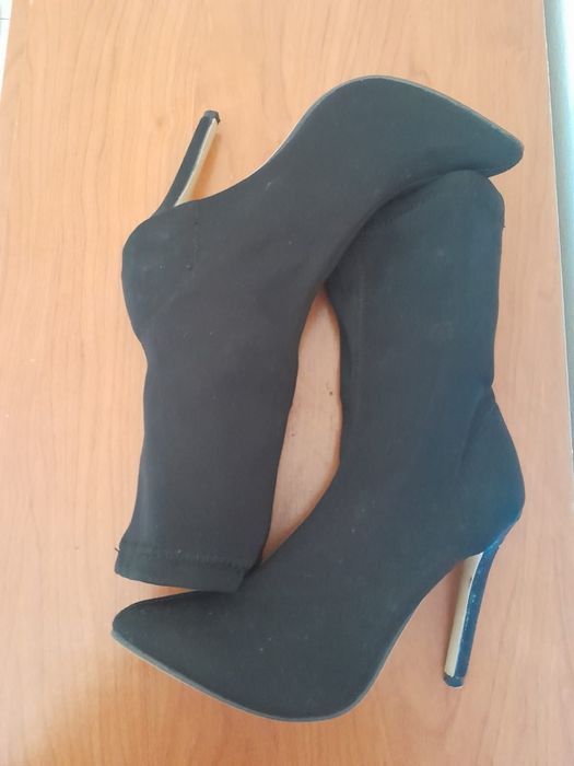 Botas pretas número 40