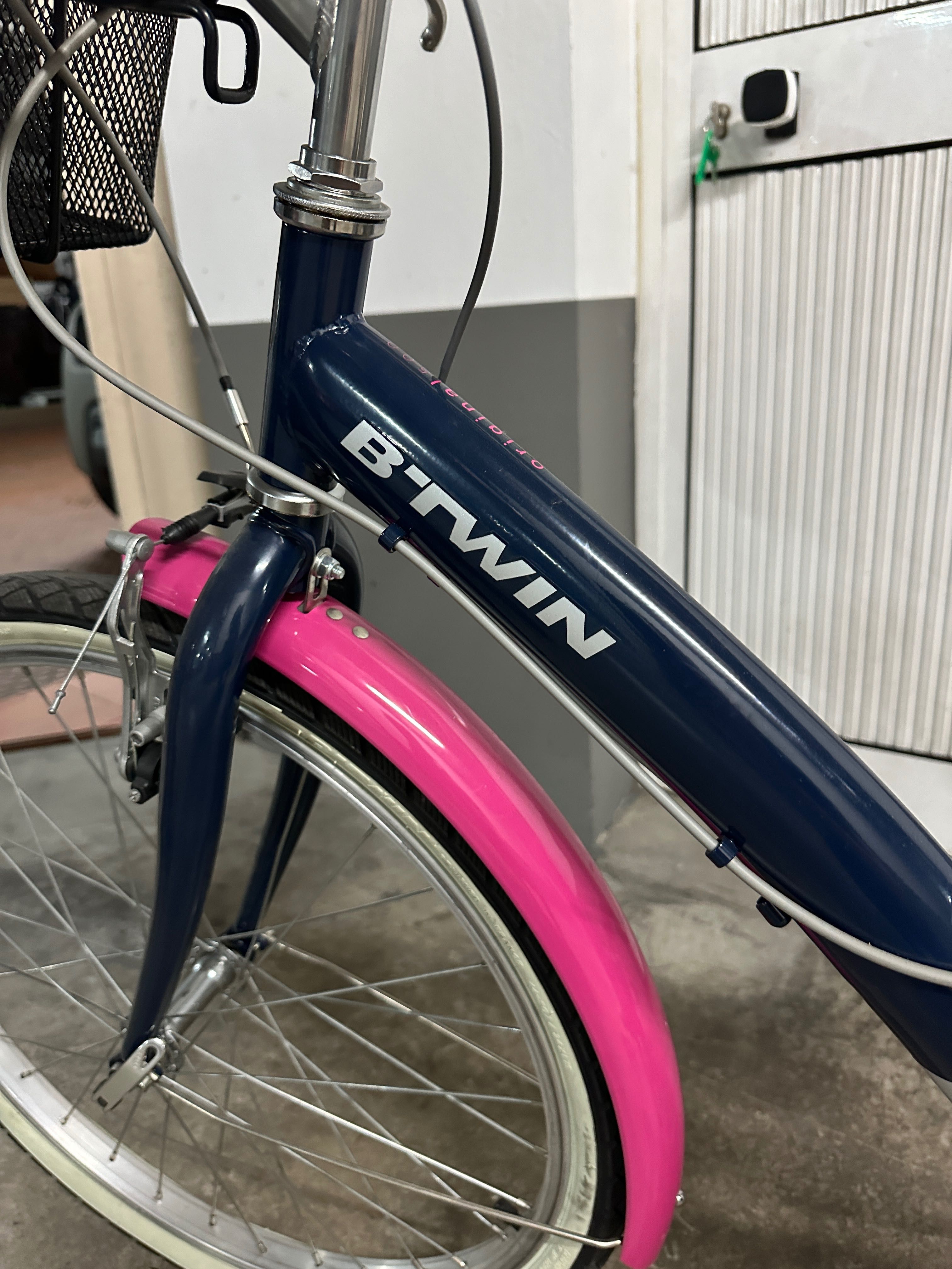 Bicicleta Btwin tamanho intermedio menina + Capacete