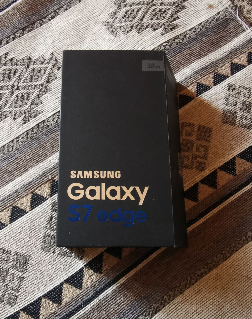 Pudełko do Samsung Galaxy S7 edge