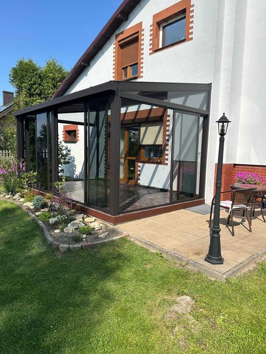 Szklane ściany przesuwne system ramowy przesuwny