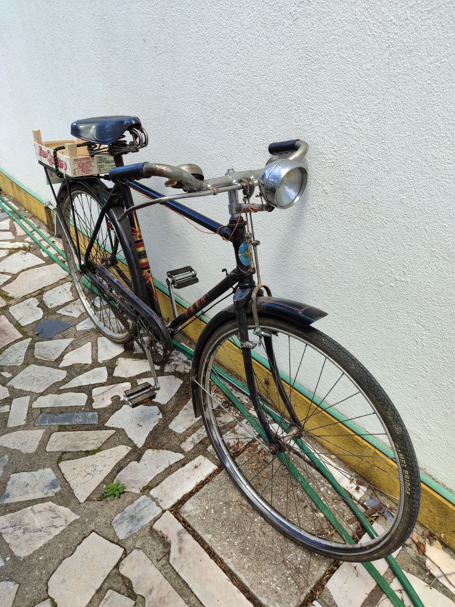 Bicicleta antiga roda 26