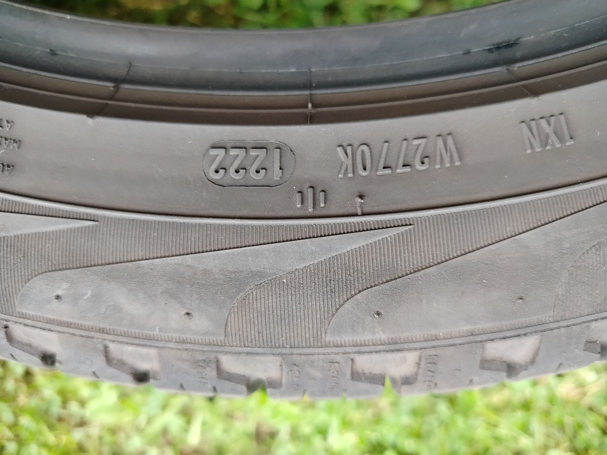 Opony całoroczne 245/45 R19
