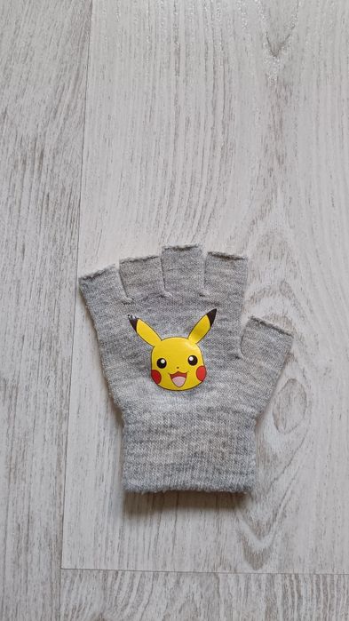 Pojedyncze rękawiczki