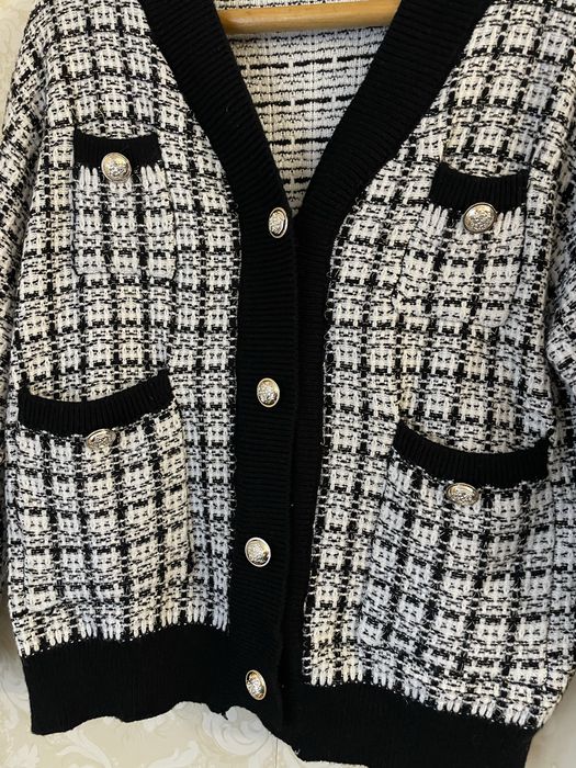 Кардиган у клітинку з золотими ґудзиками і люрексом