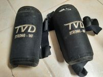 Caneleiras TVD hóquei patins