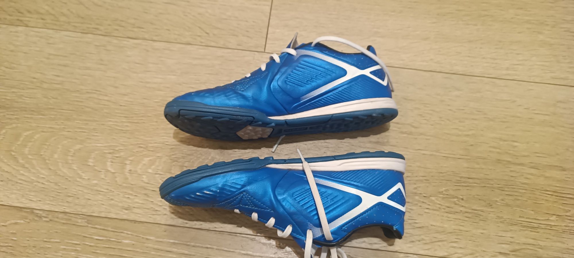 Buty piłkarskie kipsta junior (turfy)33
