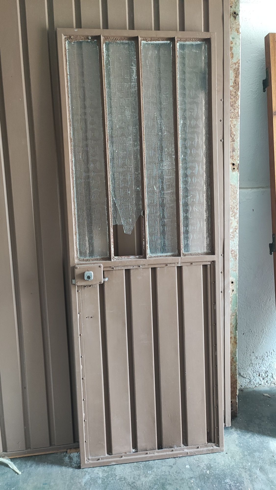 Portão de garagem + porta