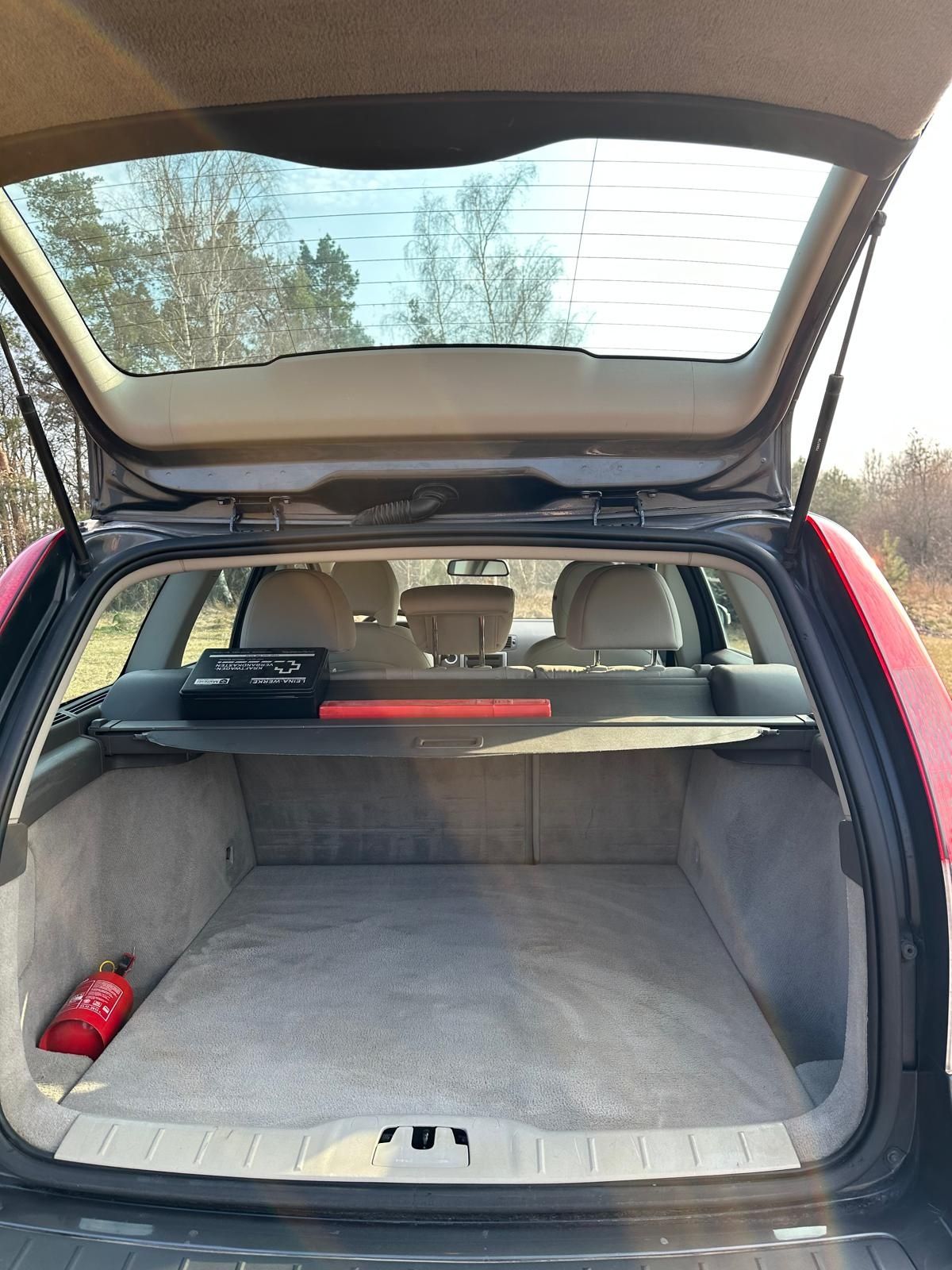Volvo v50 2.0 d super stan!