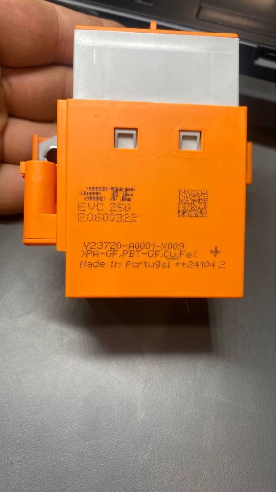Контактори audi etron  v23720-a0001-x012 / v23720-a0001-x009