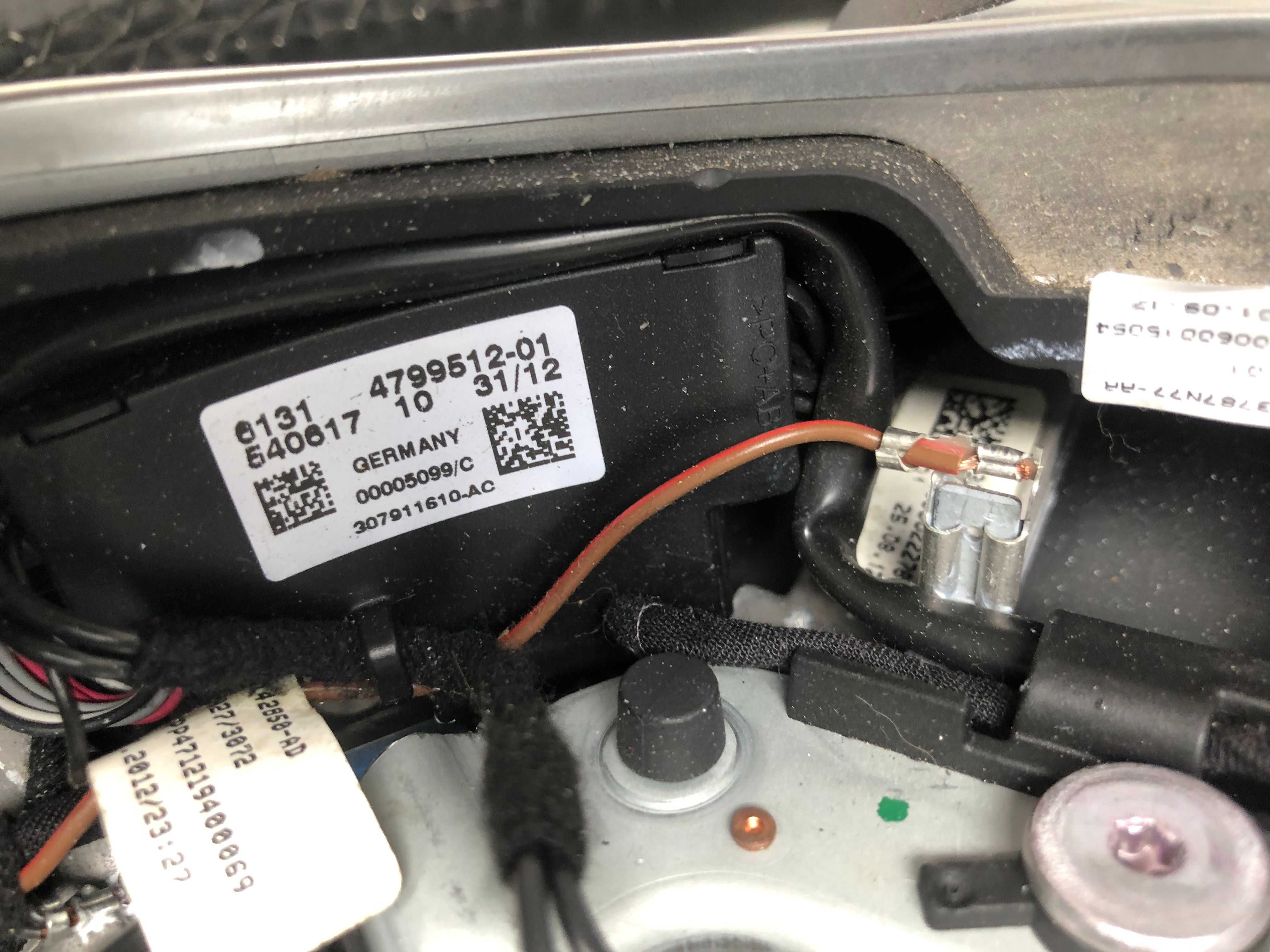 Kierownica BMW F30 F31 F32 M-PAKIET Lopatki Wibracja Multifunkcja