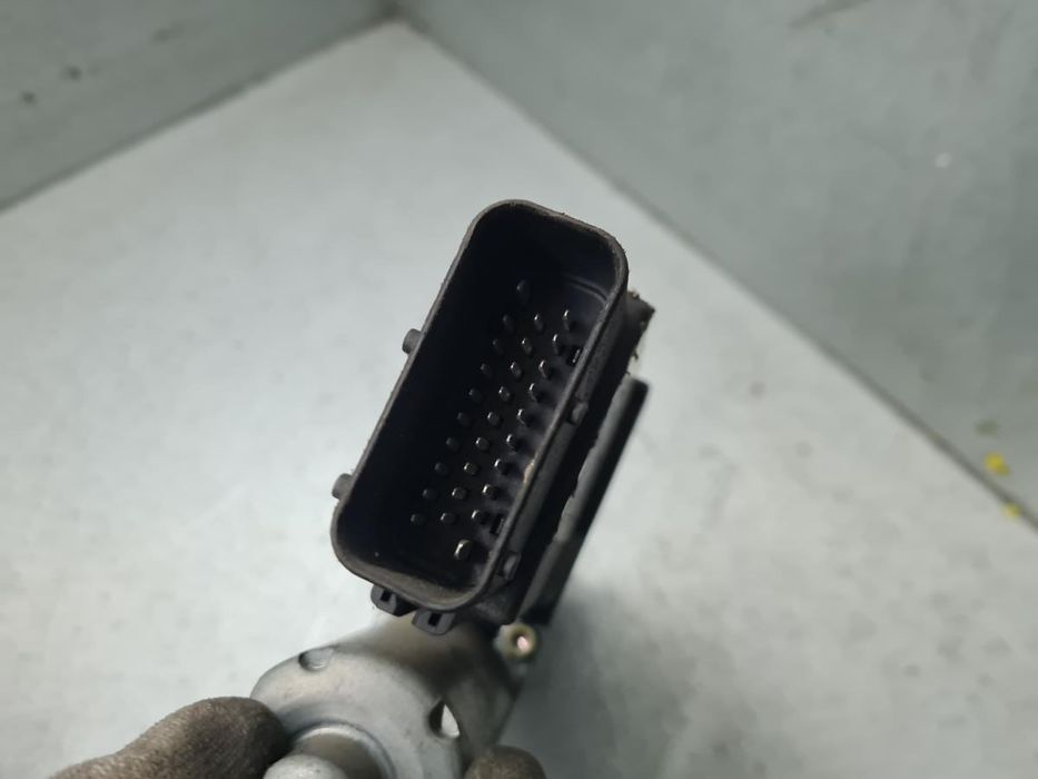 Motor vidro trás direito VOLKSWAGEN Golf IV (1J1)