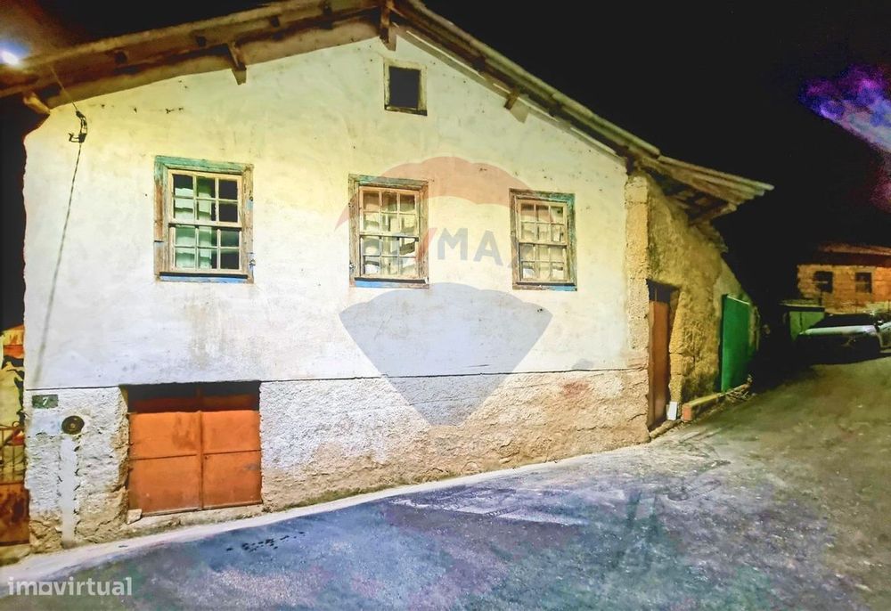 Moradia T0 para venda