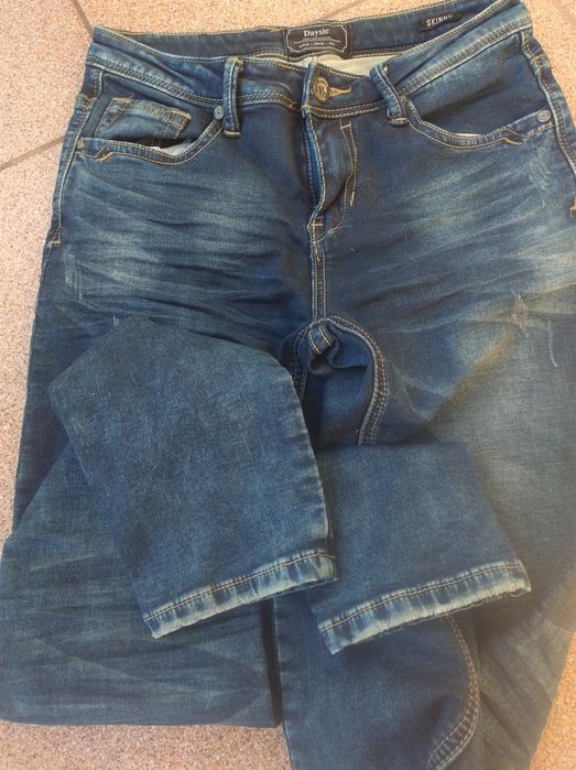 Jeansy skinny DAYSIE