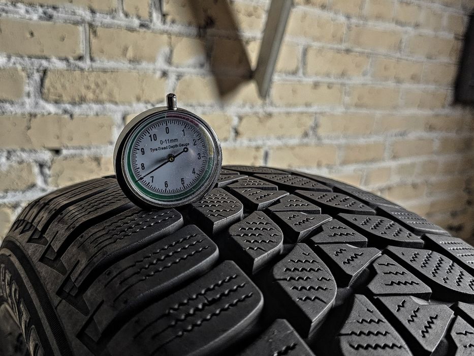 Зимові 235/60r17 Bridgestone | 7.5mm | 2023 | Spain | Преміум шини 4шт