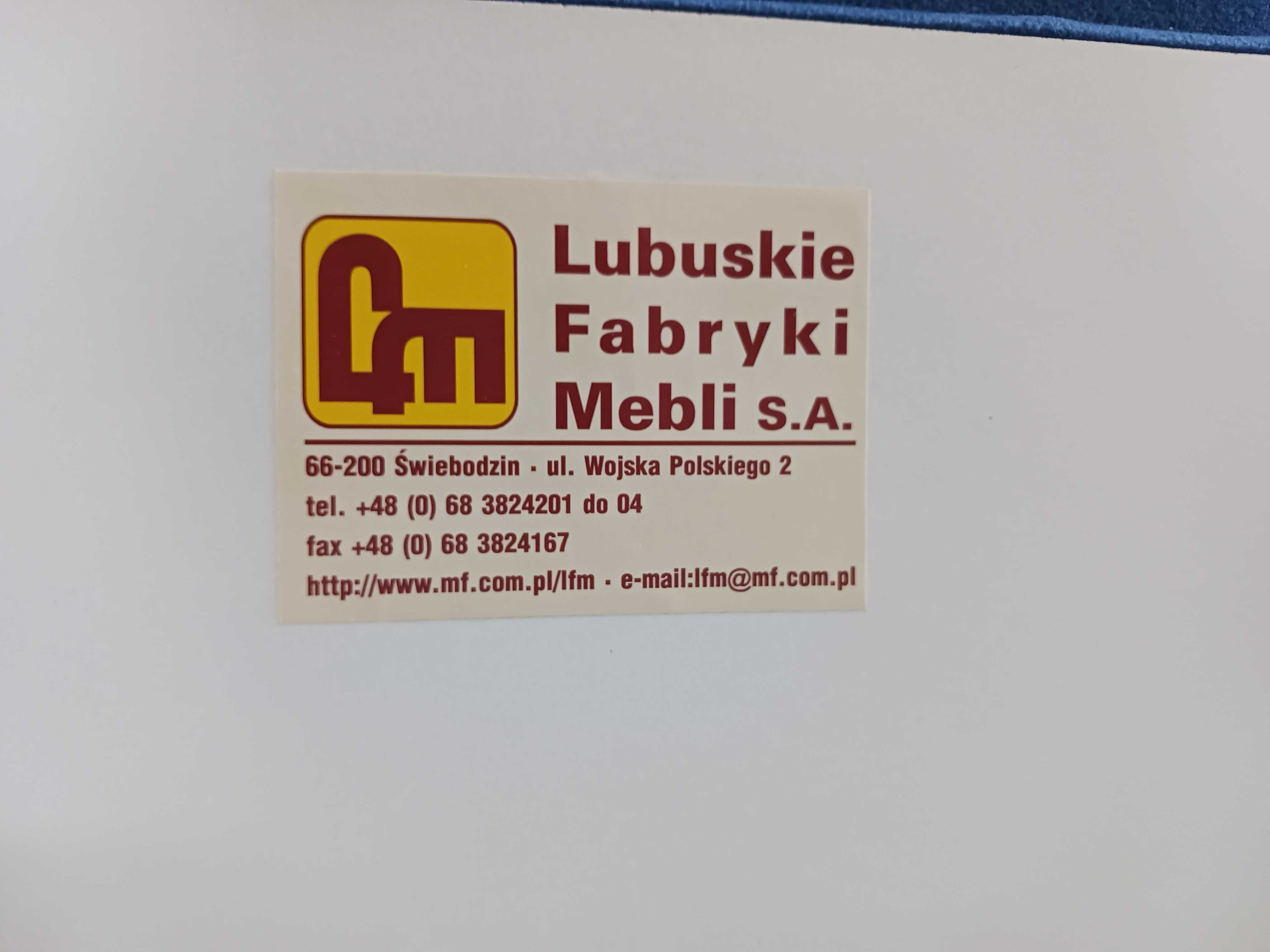 Sofa rozkładana 140x190 z pojemnikiem na pościel