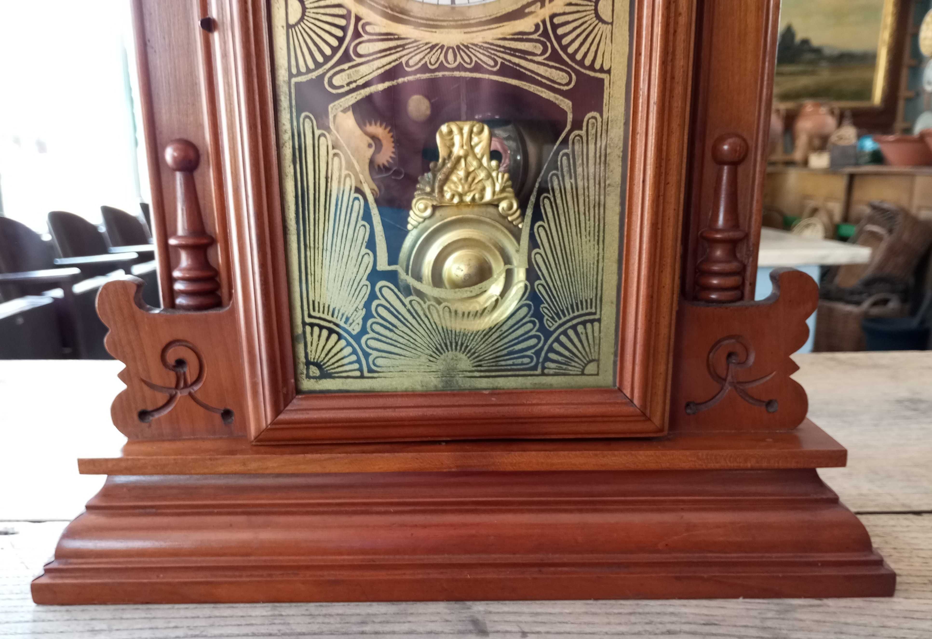 Antigo relógio de mesa Reguladora modelo Beja