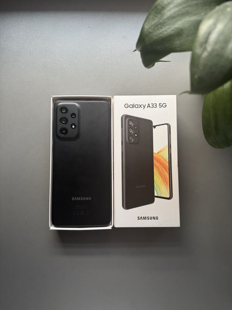 Samsung a33 5G  malutkie ślady użytkowania