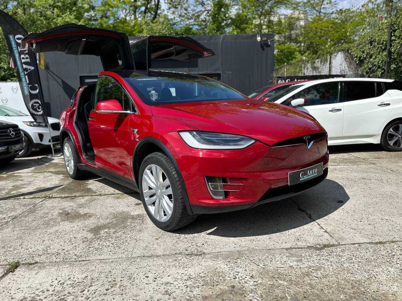 Tesla Model X 75D 75 kWh Dual Motor в кредит без авансу!