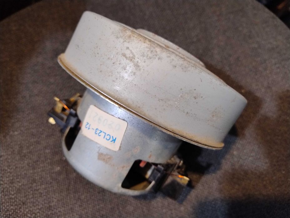 Продам двигатель к пылесосу KCL23-12.