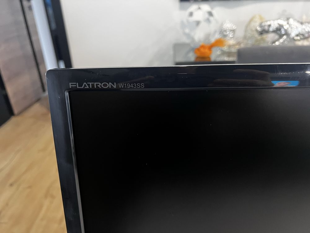 Sprzedam monitor LG Flatron W1943SS-PF