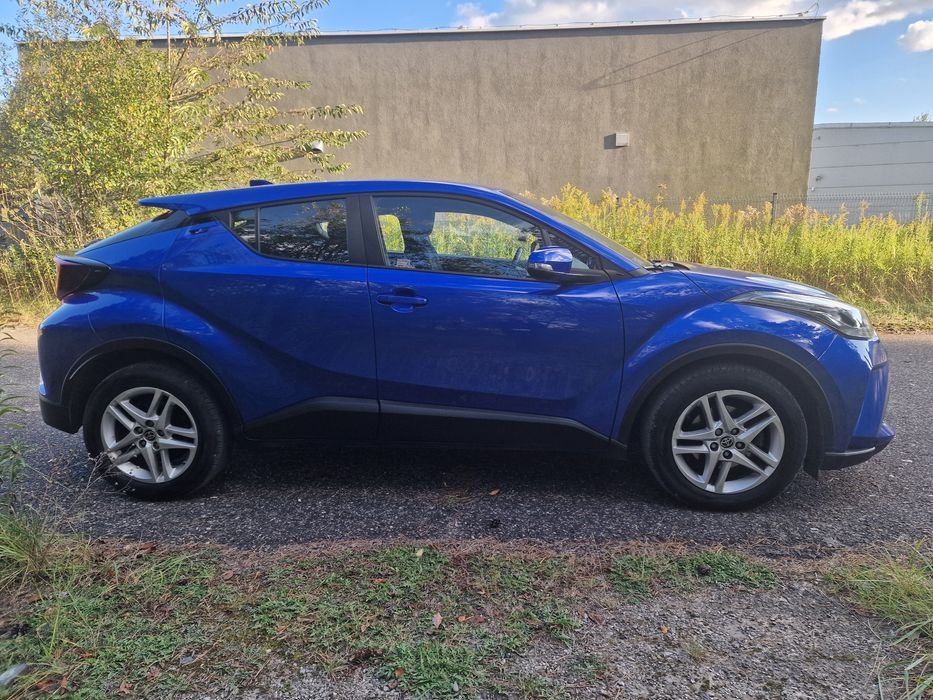 TOYOTA  C-HR Hybrid  1.8 2022