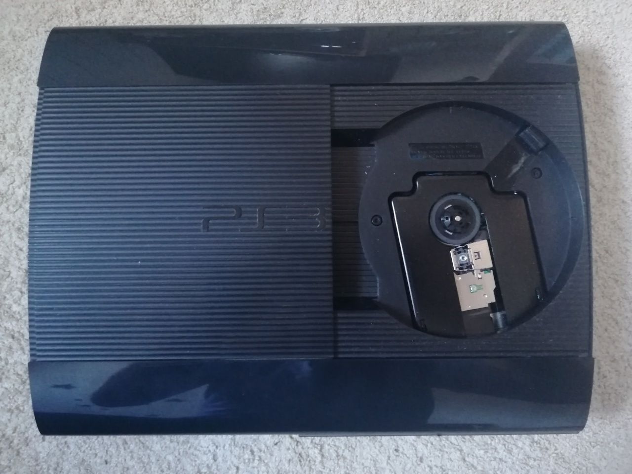 Ps3 Super slim (12Gb + 500Gb)