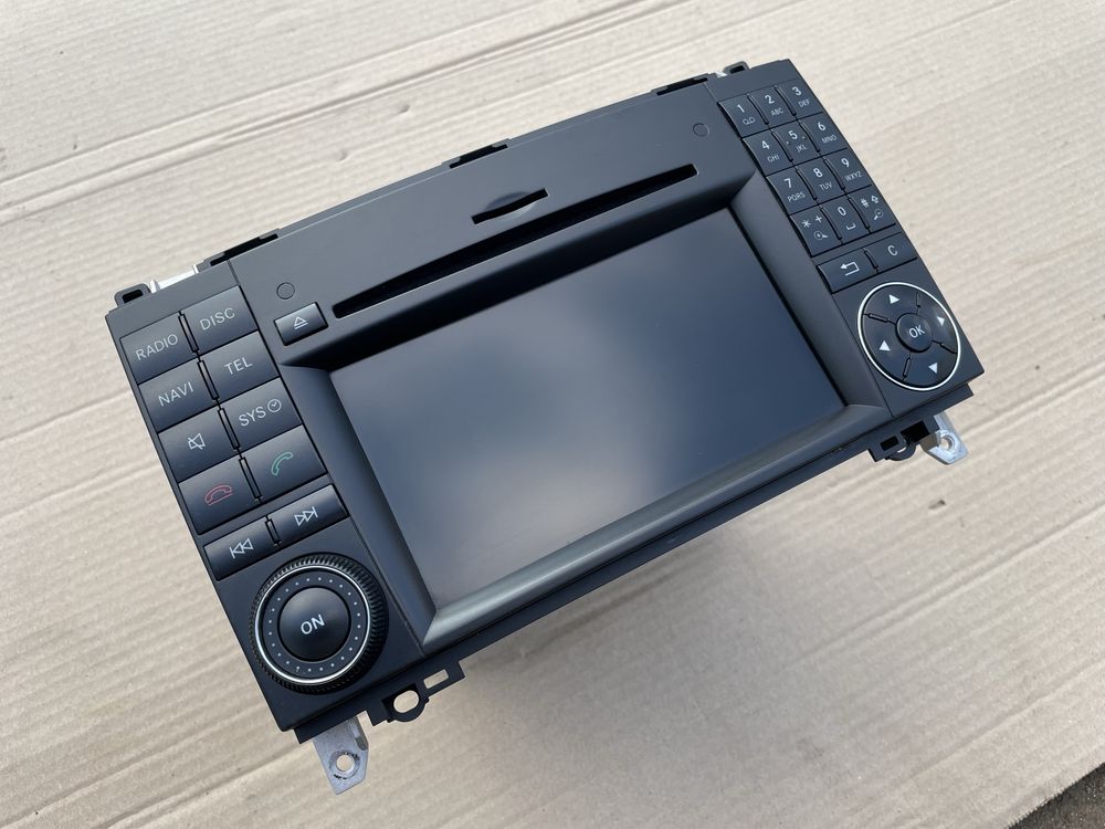 Магнитола штатная команд на VITO-VIANO W 639