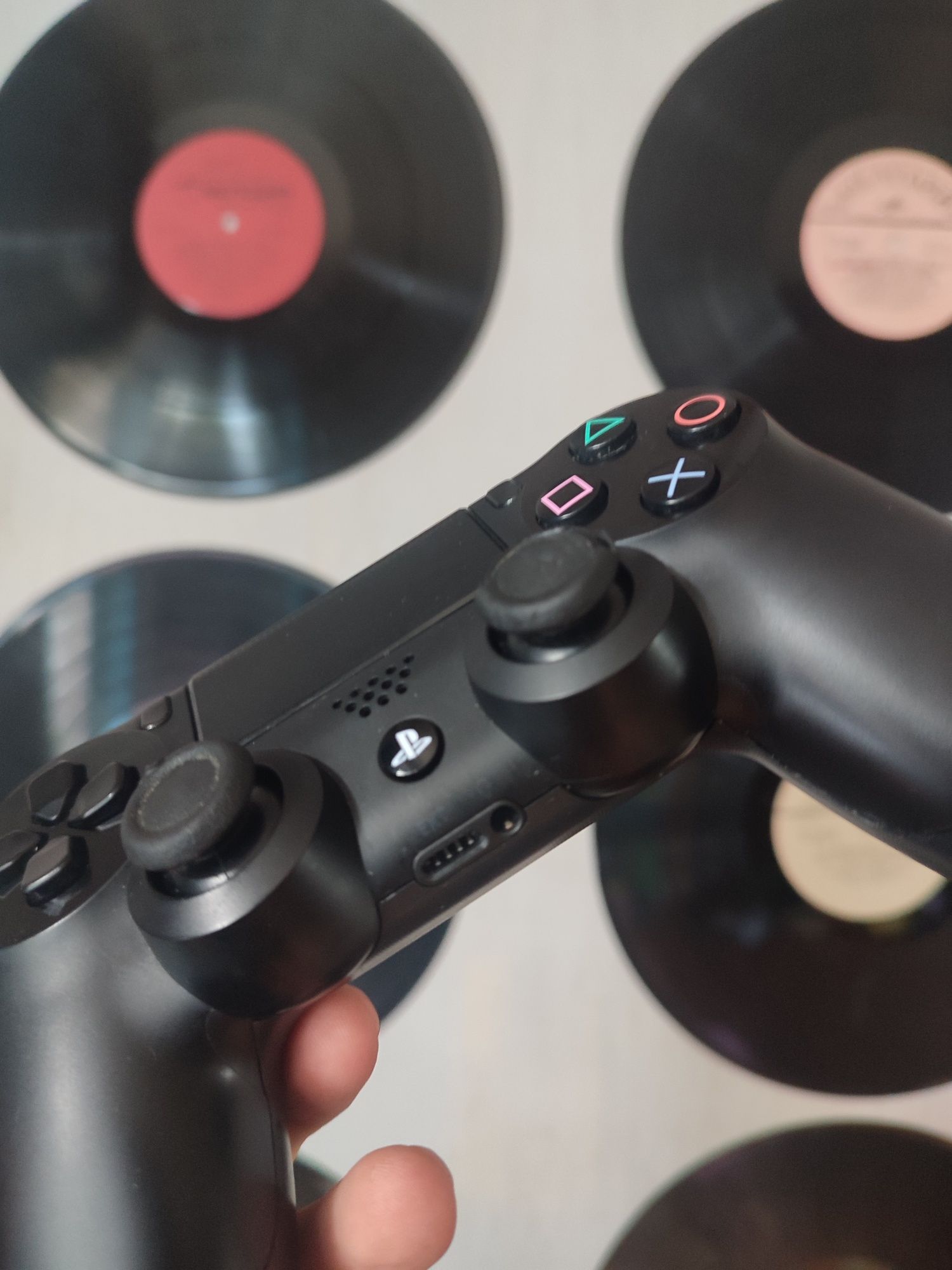 PlayStation / Playstation 4 / Dualshock / Dualshock 4 / контролер