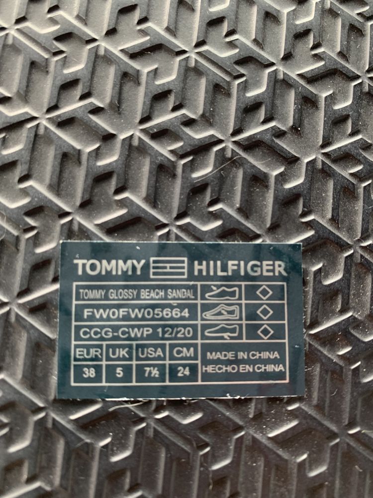 Japonki Tommy Hilfiger 38