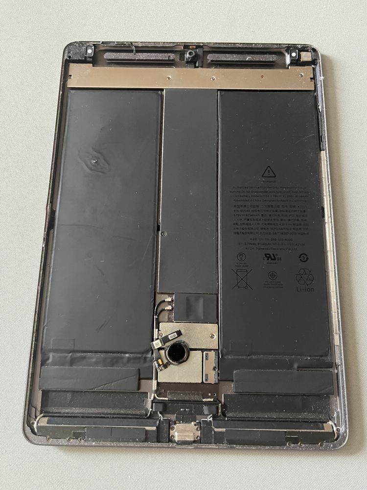 Планшеты IPad, Lenovo
