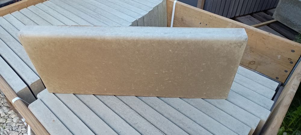 Obrzeża betonowe gładkie