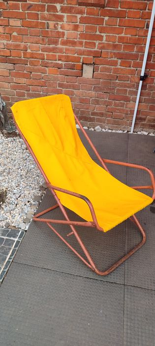 Шезлонги 2 штуки