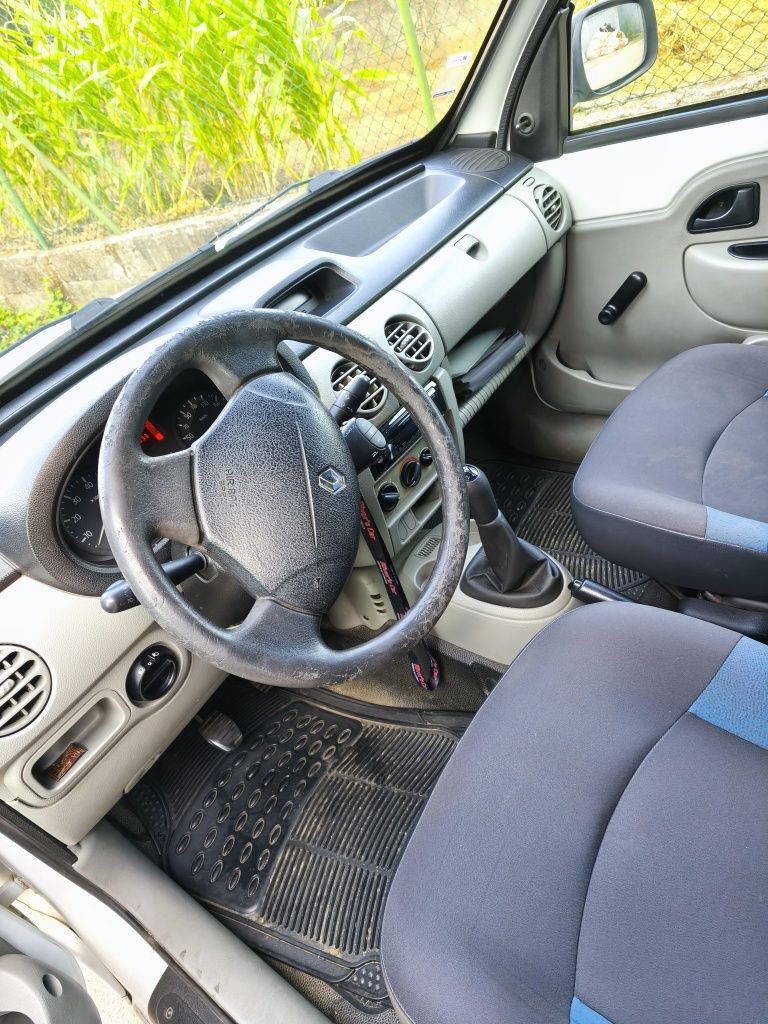 Renault Kangoo impecável