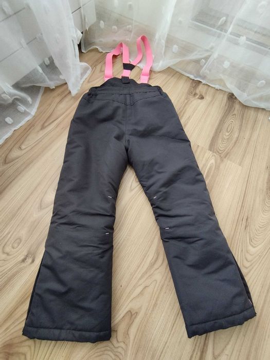 Spodnie zimowe dla dziewczynki rozmiar 122cm